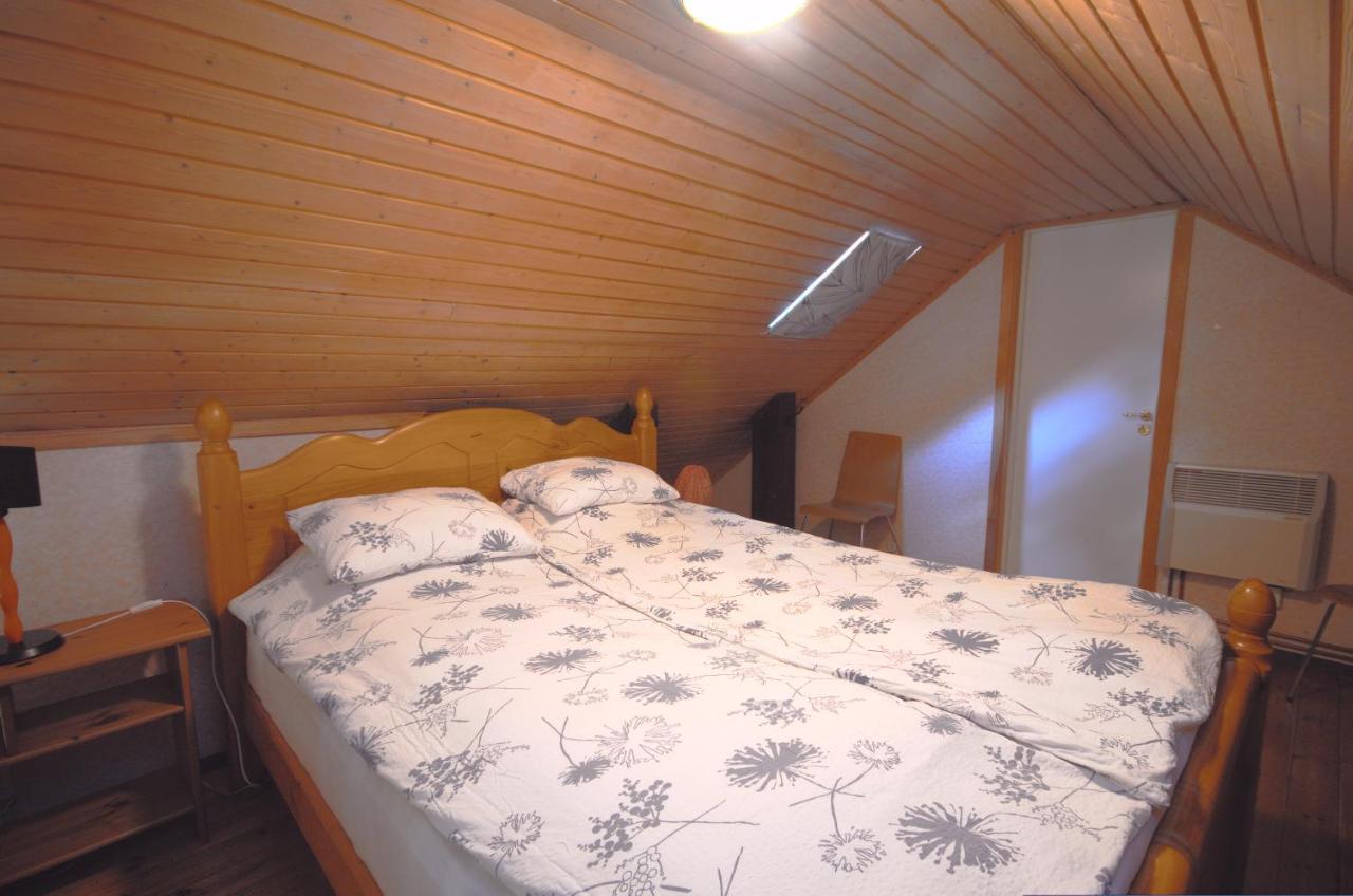 Gaeststugan Skara Extérieur photo